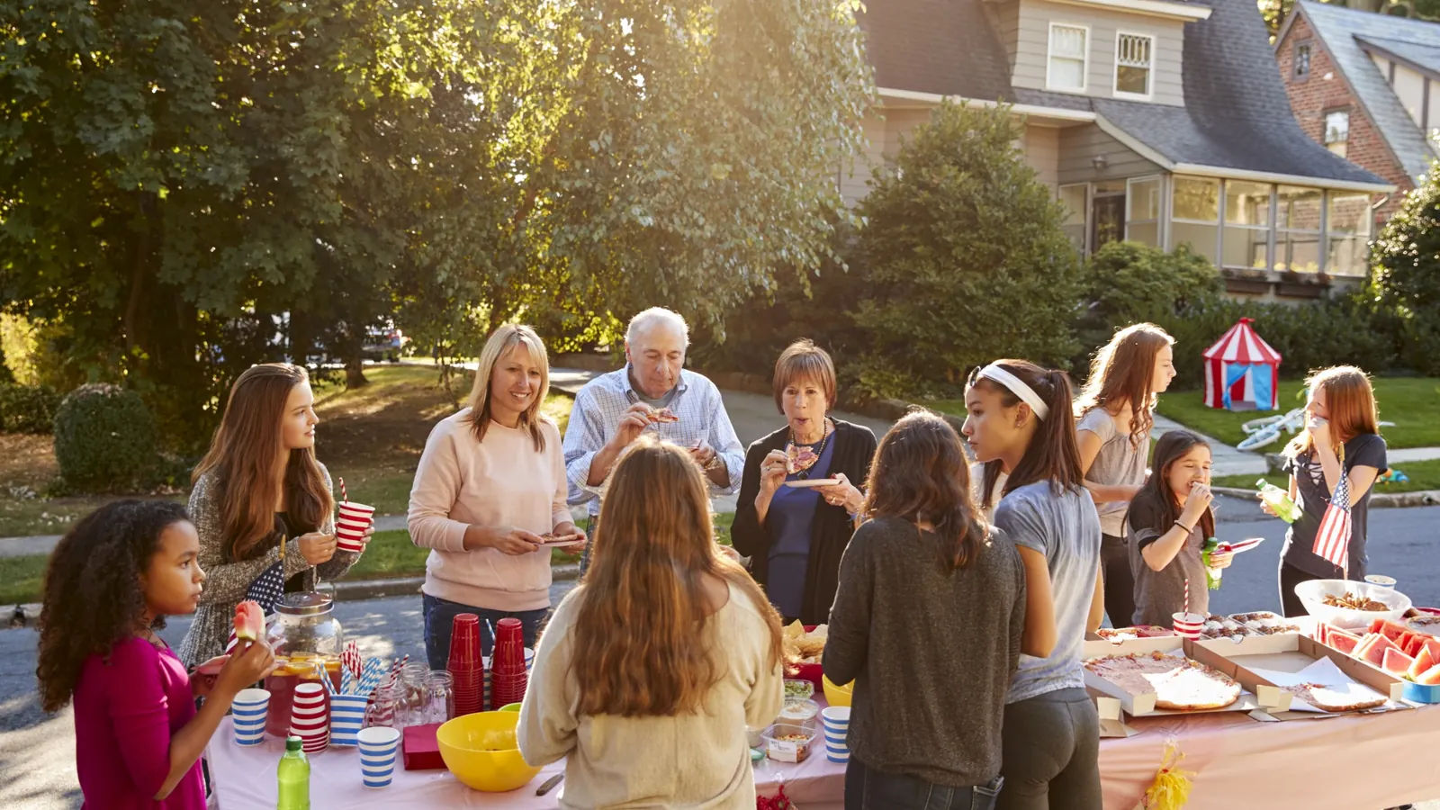 Block Party Ideas to Bring Neighbors Together