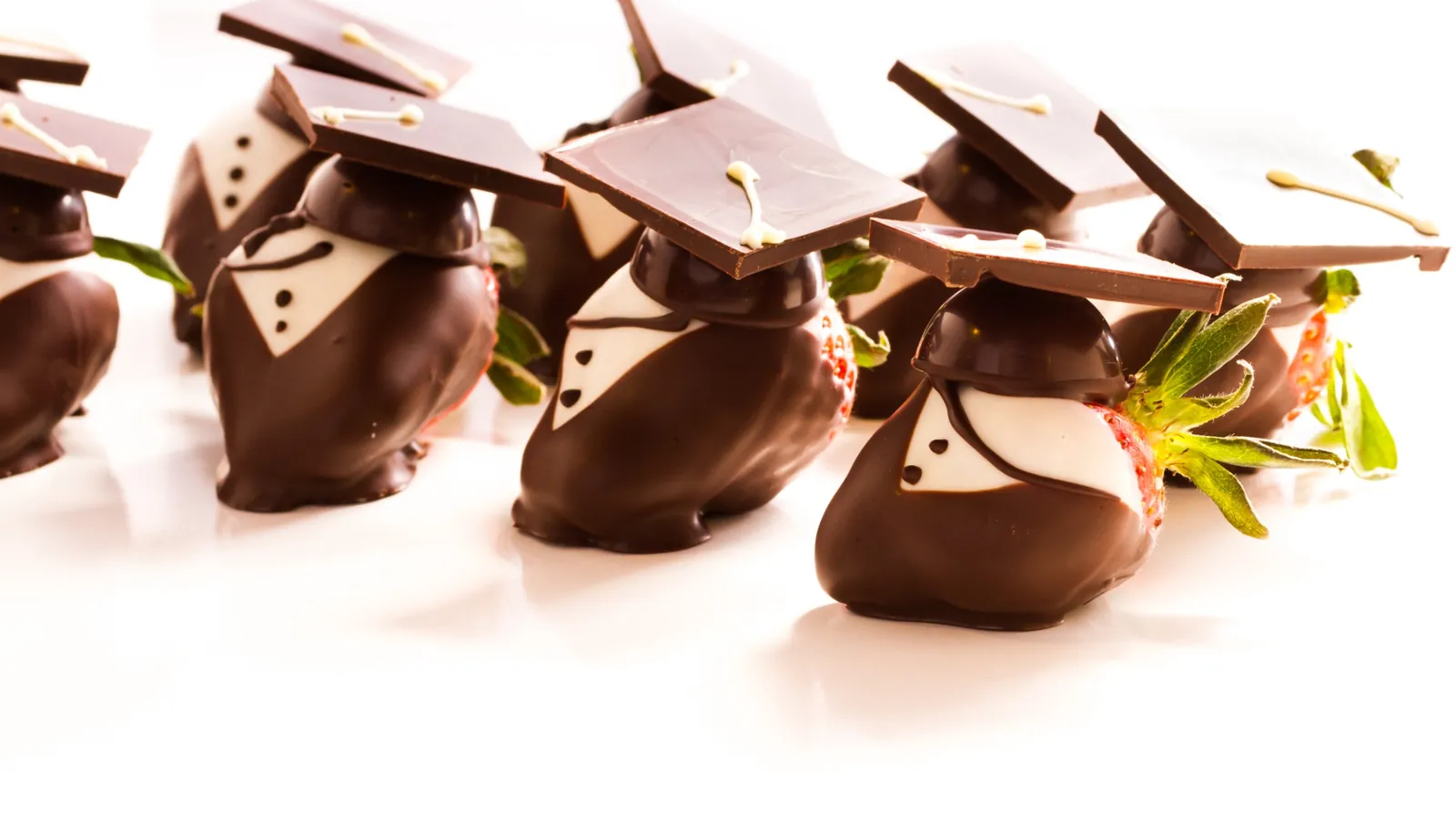 Kindergarten Graduation Party Ideas: Decorations, Food & Activities